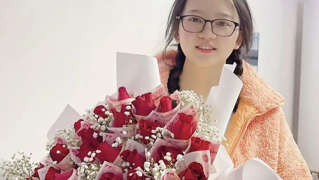 三八节收到两块猪肉！我家直男：这比花香，还能吃好几天