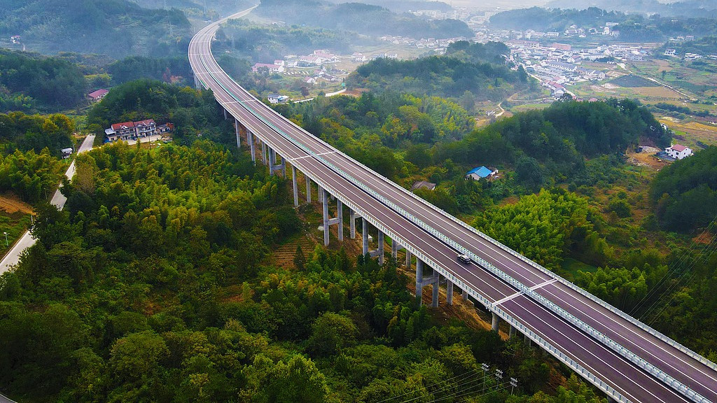 “九省通衢”到“一小时通勤圈”：湖北武汉“大外环”高速来了！