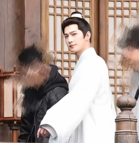 杨洋《不让江山》路透惊艳
清隽书生造型白衣胜雪，侧颜杀太绝了
杨洋新剧《不让江山