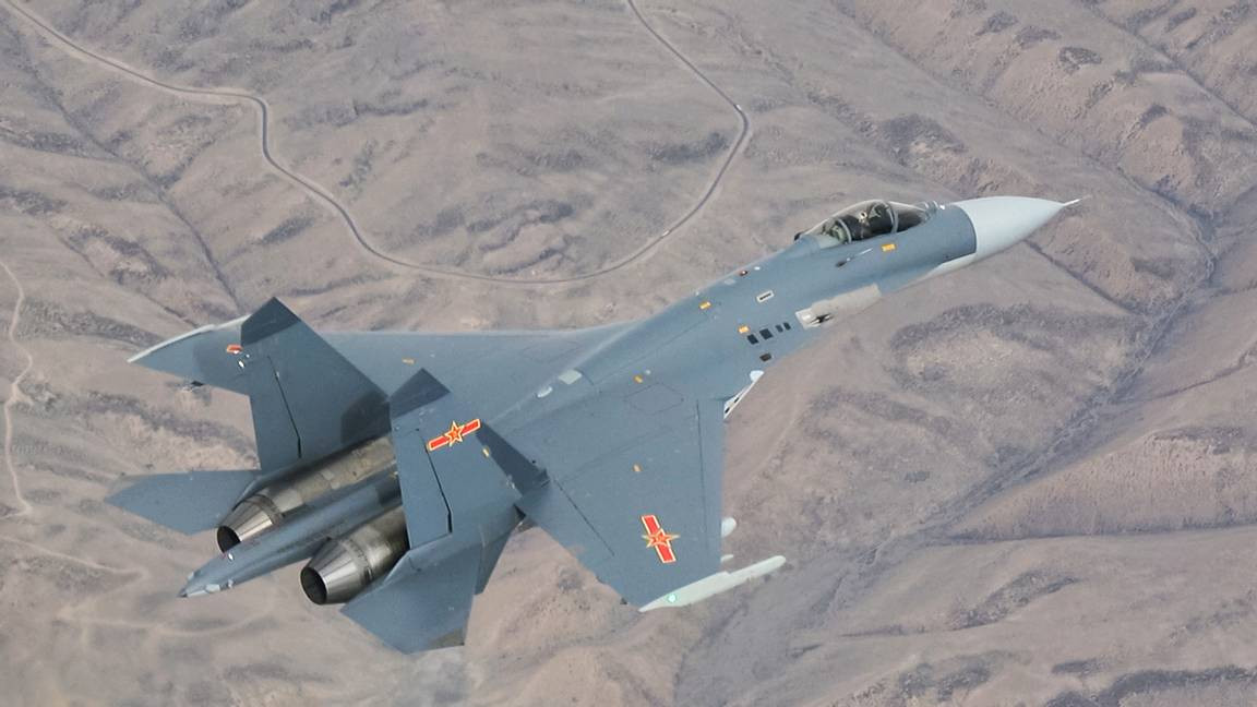 美媒：中国已升级约100架歼-11BG战斗机，配备新一代有源相控阵雷达