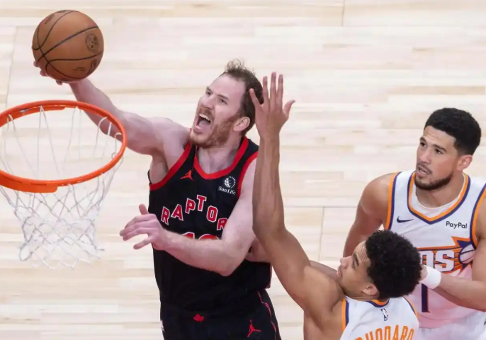 NBA常规赛猛龙VS太阳，输球不爽，但今天估计猛龙就算正常打也是要输的，布克格陵