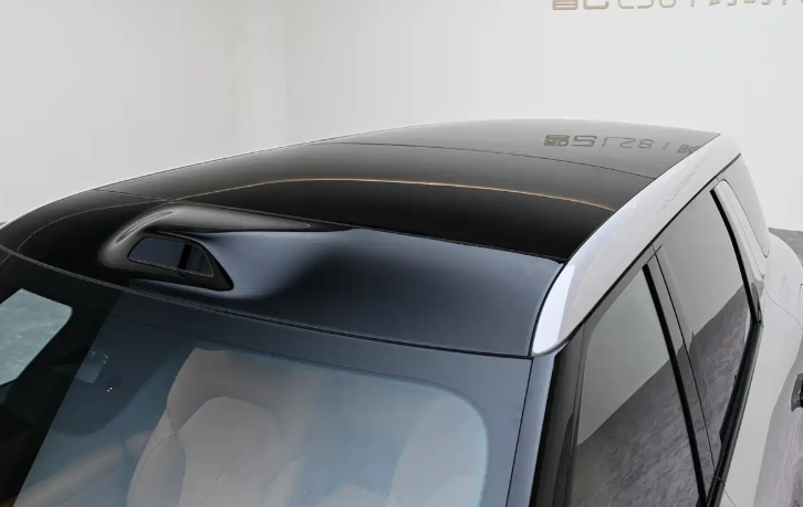 1.5T增程+335km纯电，5座6座可选智己LS8定档4月16日上市
从外观来