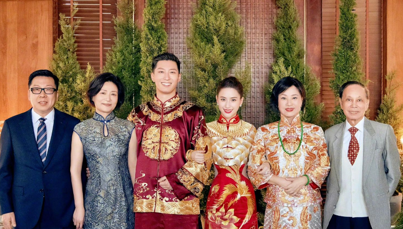 一朋友对于窦骁能娶到赌王女儿，
多次表示愤愤不平。
因为她也是早早移民加拿大，