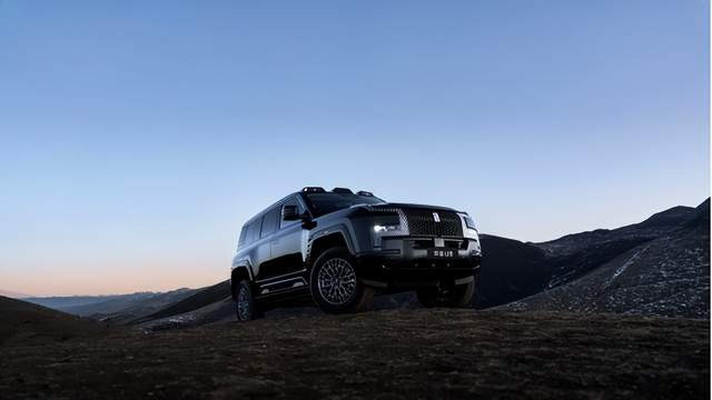 把山搬进厂房！仰望 U8 极限试炼，重新定义中国硬派越野