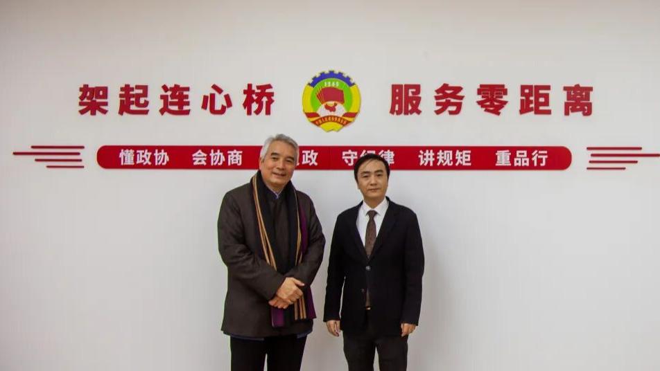 全国政协委员、吉林省文联副主席、民进中央委员景喜猷到访北京舒勇美术馆