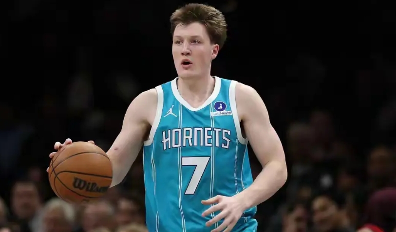 别不信！这五位才是本赛季NBA表现最好的新秀，大家认同吗？


1. 克尼普尔（