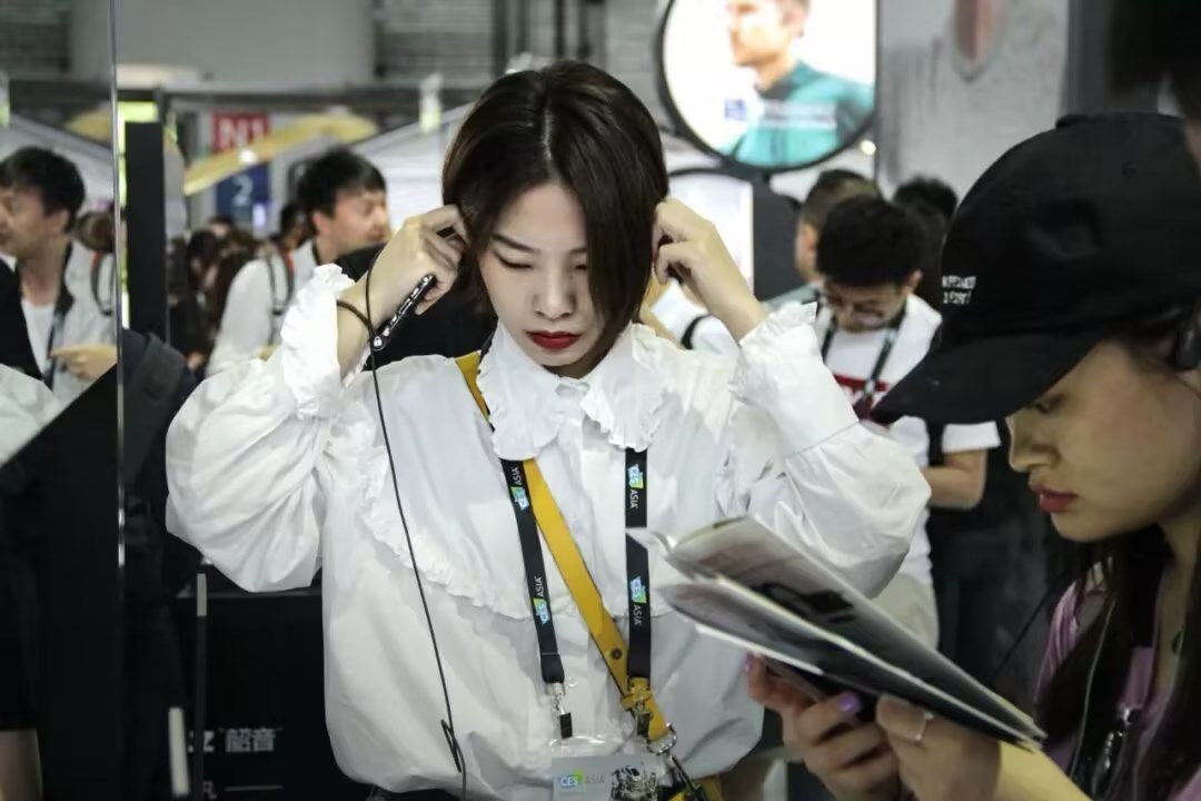 “具身智能芯片”大战开启：算力争夺从云端蔓延至终端