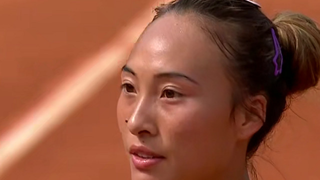 1: 0！郑钦文快速转换角色，罗马公开赛16强近在咫尺