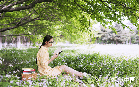 邻居宝妈用一盆十块钱的酸豆角造谣我害死她儿子，要我赔她一套房，可我拿出诊断书后她慌了