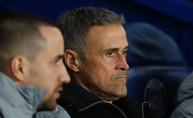 现在终于明白恩里克当年放视频给姆巴佩了，因为姆巴佩根本不跑动参加防守，还是觉得恩