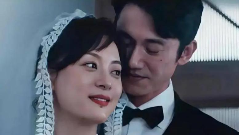 出道23年爆了10部剧，43岁孙俪太敢演，和吴慷仁亲密戏尺度有点大