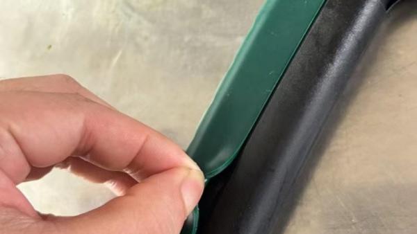 硅胶粘尼龙用什么胶粘剂不发白？