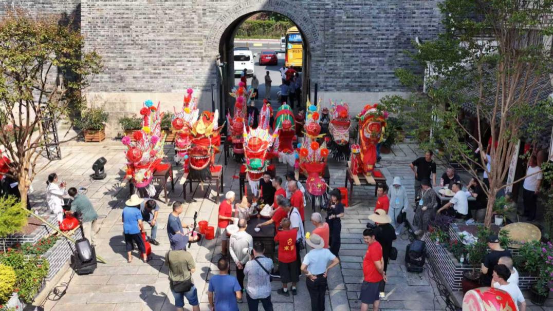 倒计时！浦江板凳龙归位！东街「长桌宴」开席，喊你入座！