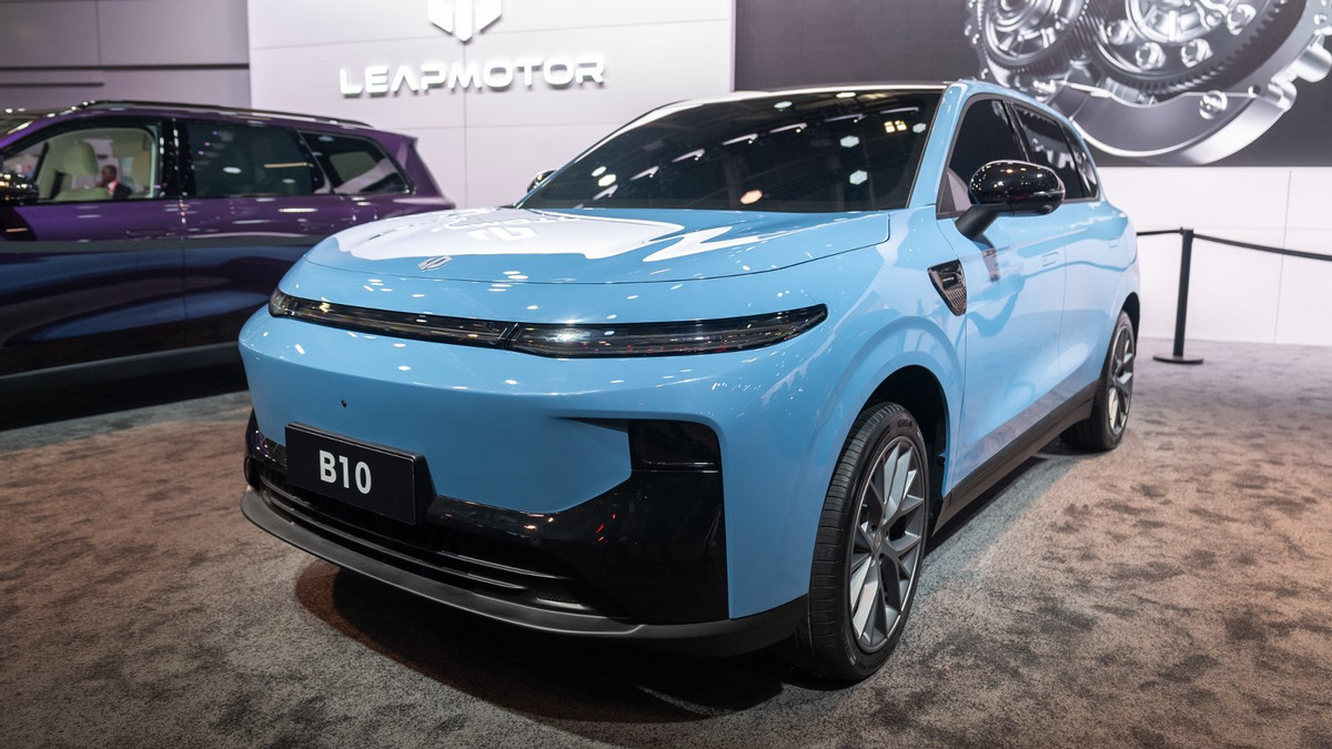 放弃10.98万的零跑B10吧！加1万上激光雷达，三年后你会感谢我