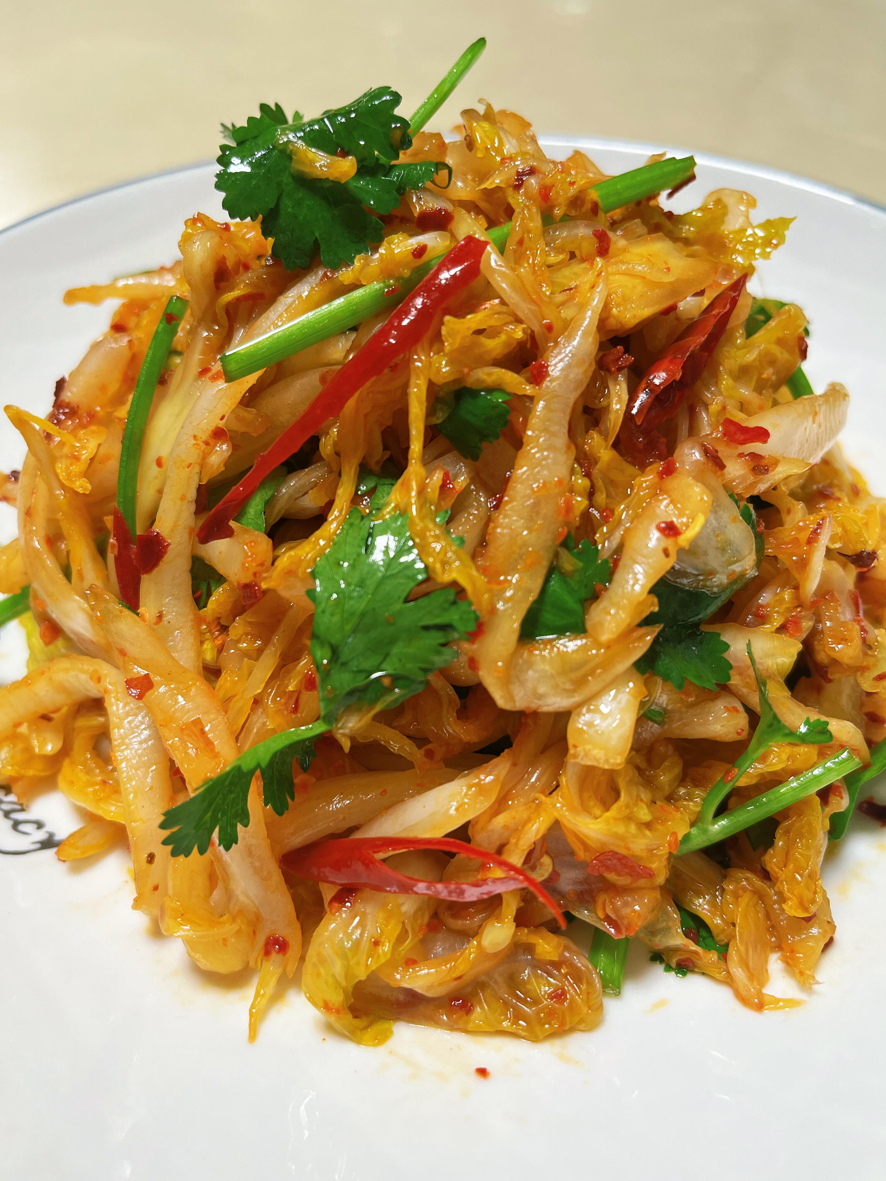 减脂控糖党必看！5分钟酸辣凉拌娃娃菜，脆嫩解腻零失败
减脂、控糖期不知道吃什么？