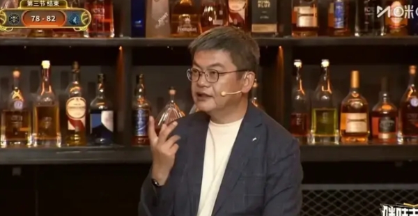 骑士114：102猛龙，赢得抢七，赛后苏群老师点评比赛，句句到位[玫瑰]

1.