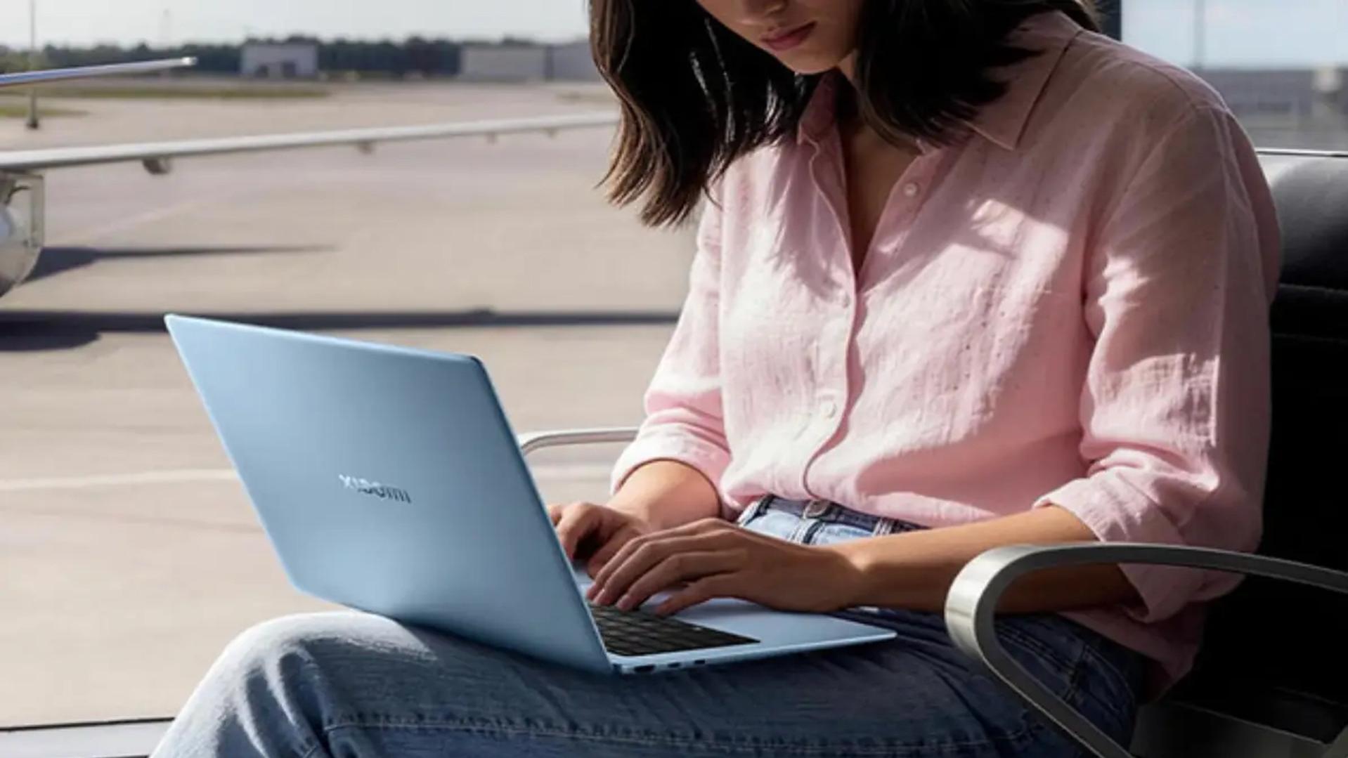 小米笔记本Pro 14上手实测：1.08kg轻薄机身藏着真功夫