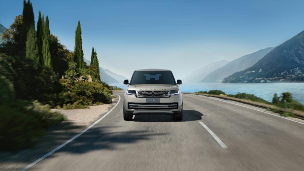 26年款揽胜焕新升级，车型阵容同步优化，官方指导价141.2万-179.9万元