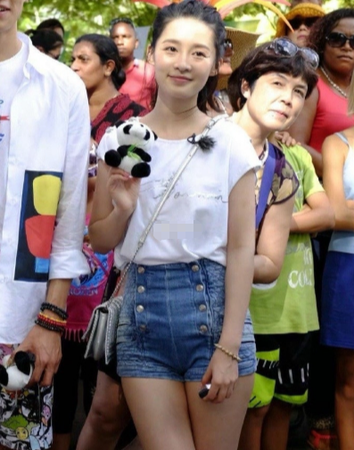 李沁早年这样谁看了不迷糊？​​​