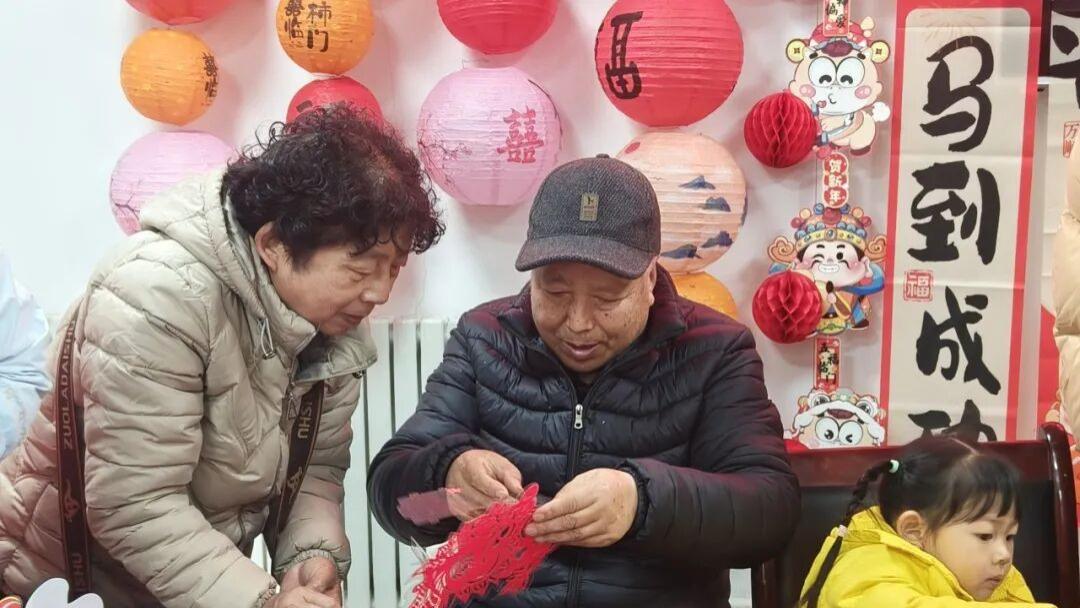 盛世灯火映初心  元宵安康暖民心