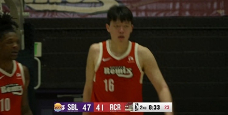 今天南湾湖人VS撕裂之城混音的比赛太难了，防守还行但是进攻太拉了

进攻上一点办