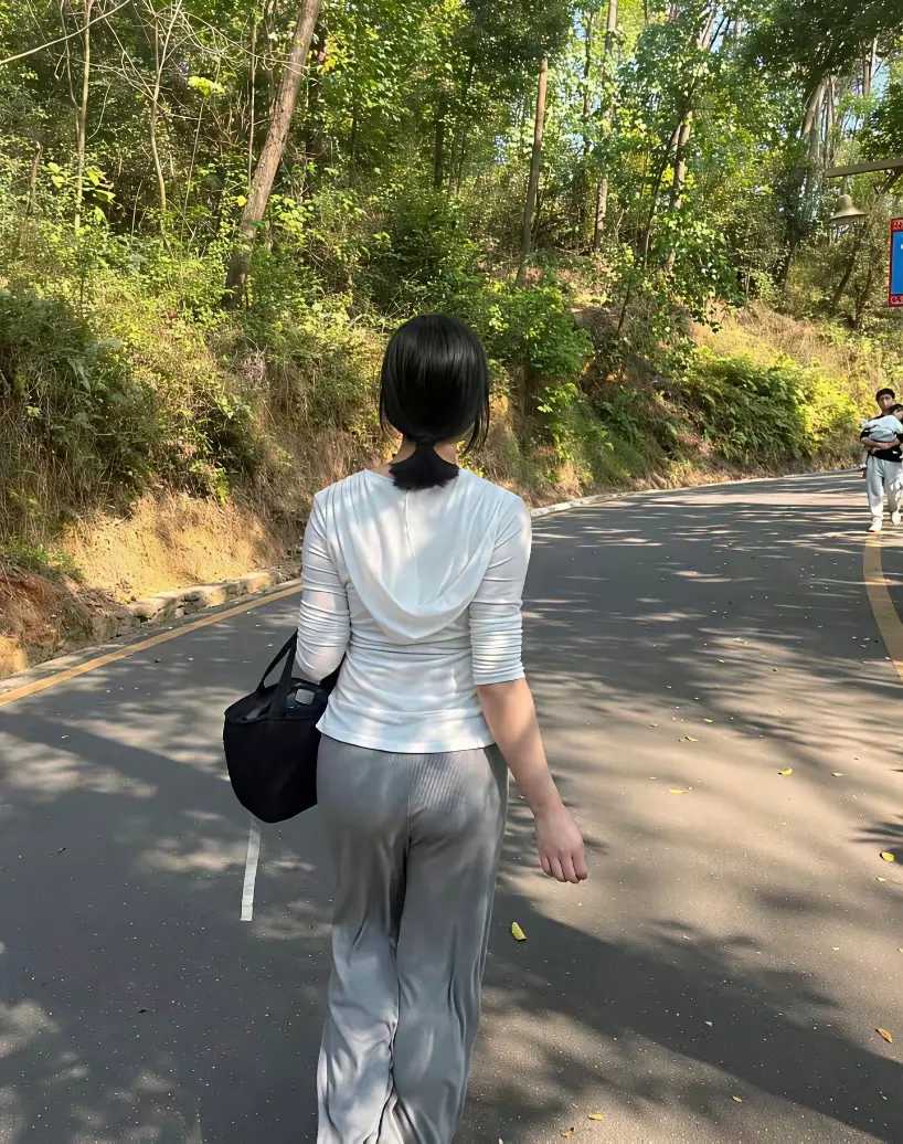 第一次陪领导爬山，有什么建议吗？