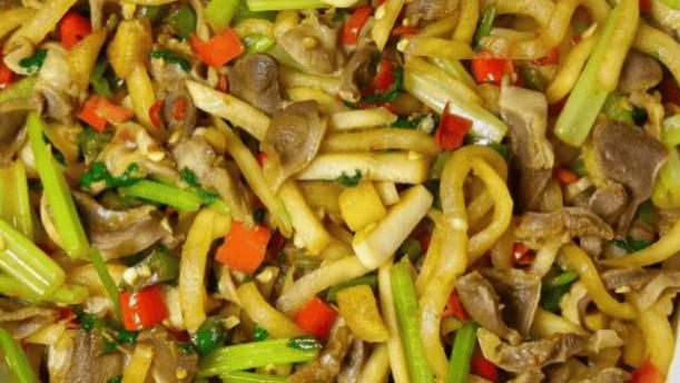 萝卜丝鸡胗：脆嫩鲜香超下饭，这道快手小炒香到全家抢着夹！