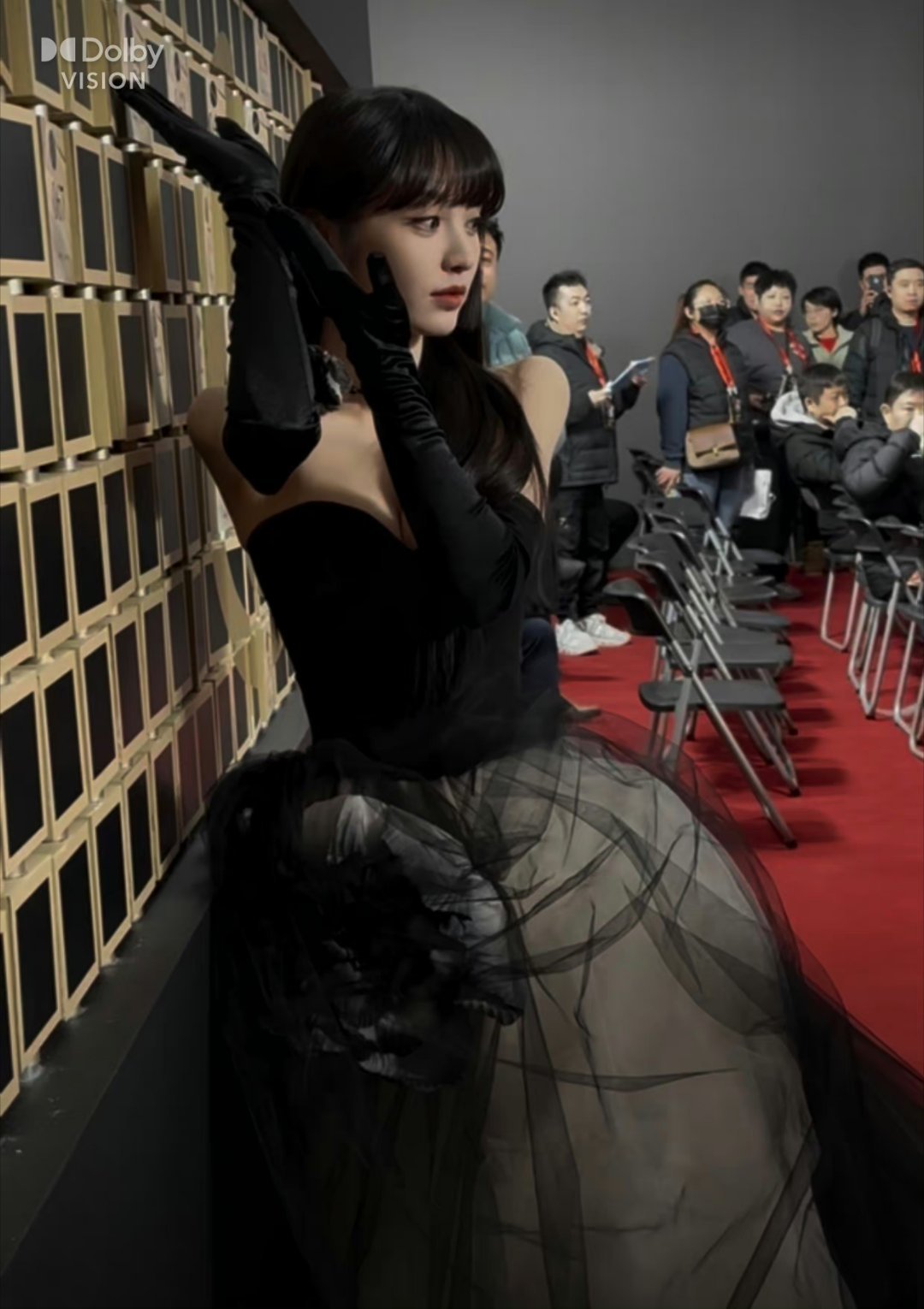 田曦薇黑长直公主切真的好美，甜辣黑玫瑰我爱！