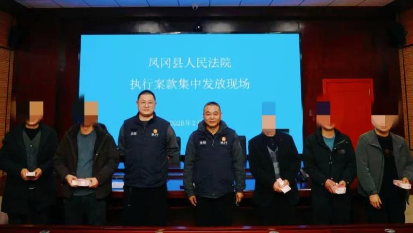 14万余元，解5名农民工燃眉之急