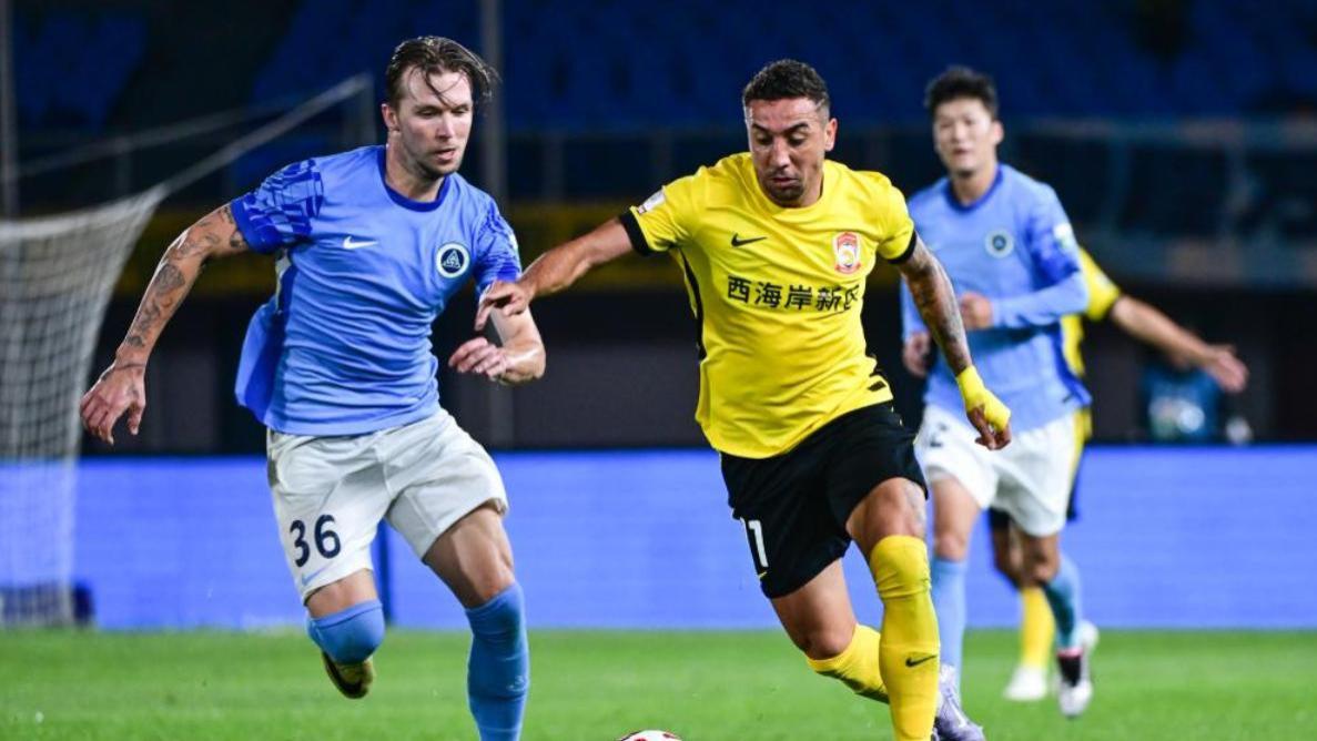 中超第3轮，青岛西海岸-深圳新鹏城，前瞻：止住颓势