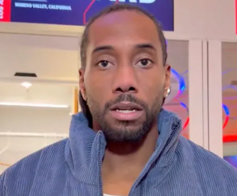 在被问及快船需要做什么才能成为真正的争冠球队时，科怀-伦纳德给出了回应。
科怀-