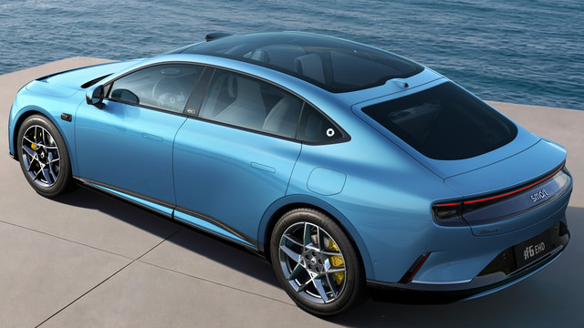 这抹蓝色该叫什么？在线等一个好听名字