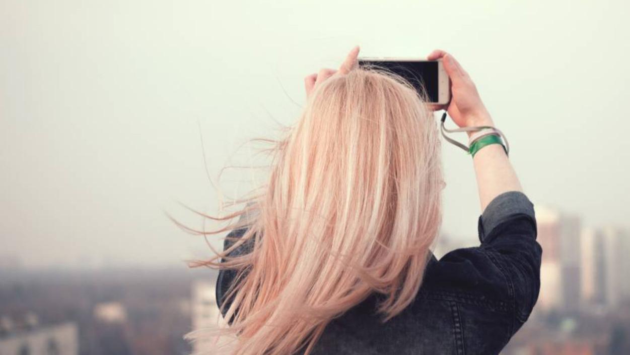 加微信时别问“谁扫谁”，看聪明人的3个高情商技巧