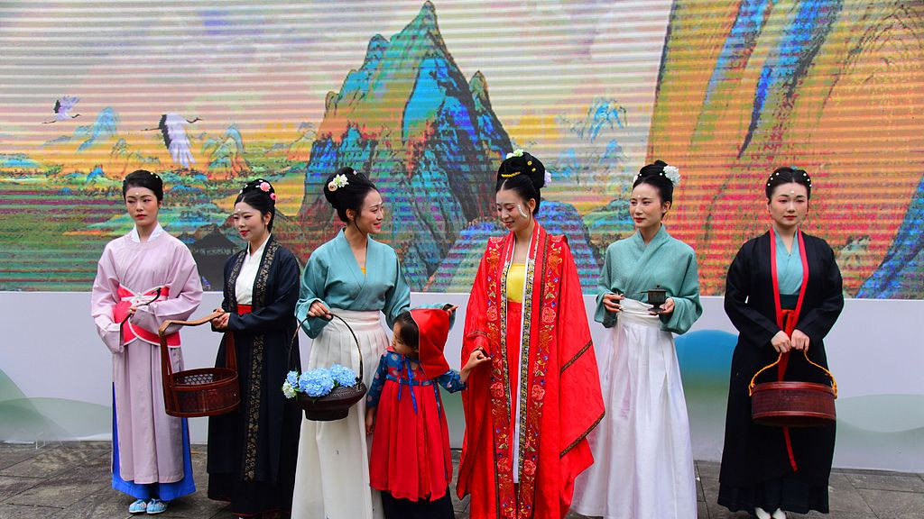 被历史严重低估的皇帝：一手缔造盛世，写下 “黄金屋、颜如玉”，重用 14 岁神童，开启中华文明最风雅