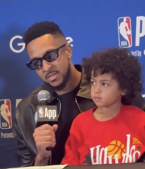 NBA季后赛首轮G3，老鹰（2）109-108（1）尼克斯。
赛后，CJ在谈到自