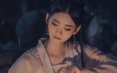 侯府主母重生后：儿子不孝？我把儿媳宠上天