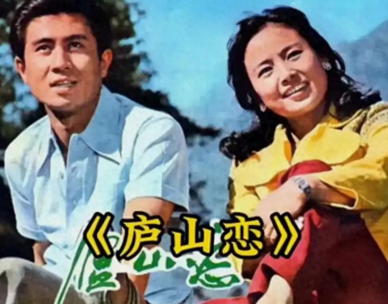 张瑜68岁无儿无女，一人独居生活。
 
一个人无论事业多么辉煌，但身后无儿无女这