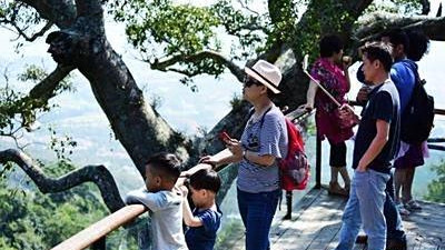 智能讲解器——自由行从此“声”动全程！