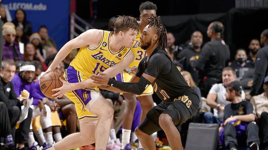 骑士放弃加兰给湖人敲警钟！下一个“溢价后卫陷阱”会是里夫斯吗