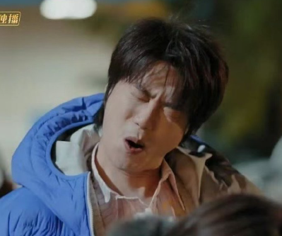 陆虎提议放开演，结果自己演到像喝醉，音调飘忽太有梗 ​​​