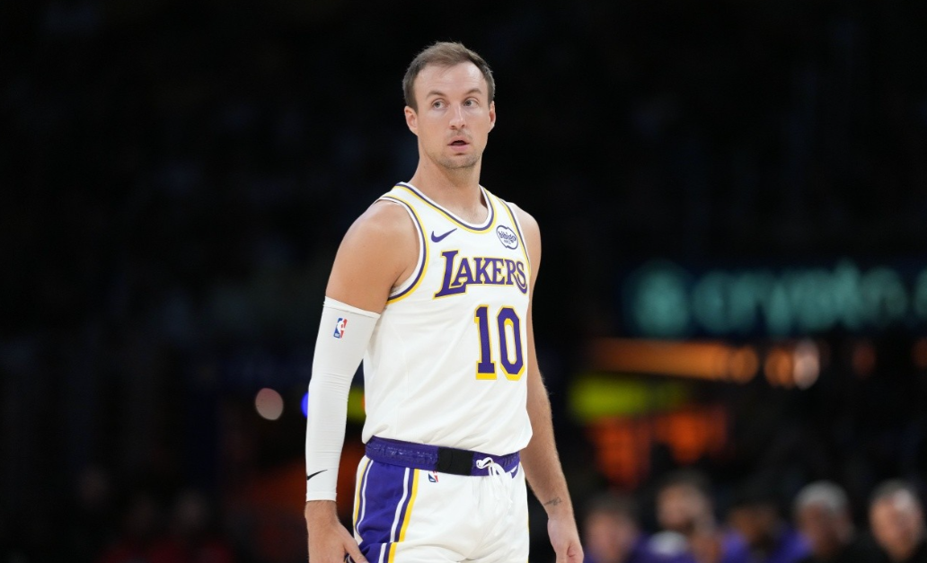 这才是我认识的肯纳德！
说实话，前两场比赛中，真不是火箭队防的不好，实在是肯纳德