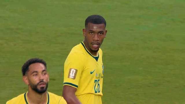 内马尔首秀，巴西3-0夺得小组头名 维尼修斯3场轰4球 19