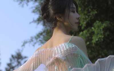 前女友攀上富二代，火速和我提出分手，五年后，她却对我死缠烂打求复合！