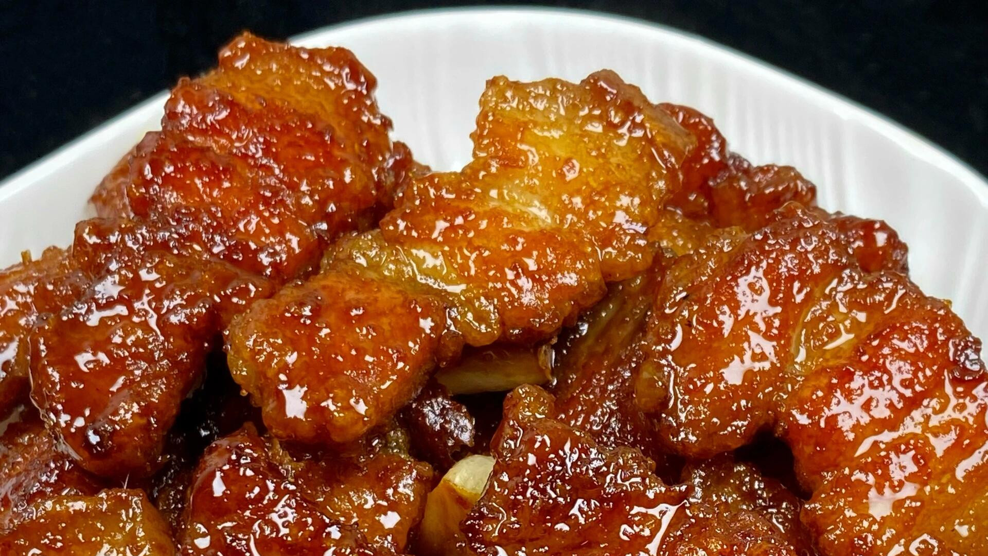 零失败煎五花肉！外焦里嫩甜滋滋，比红烧肉还香，酱汁拌饭能吃三碗！