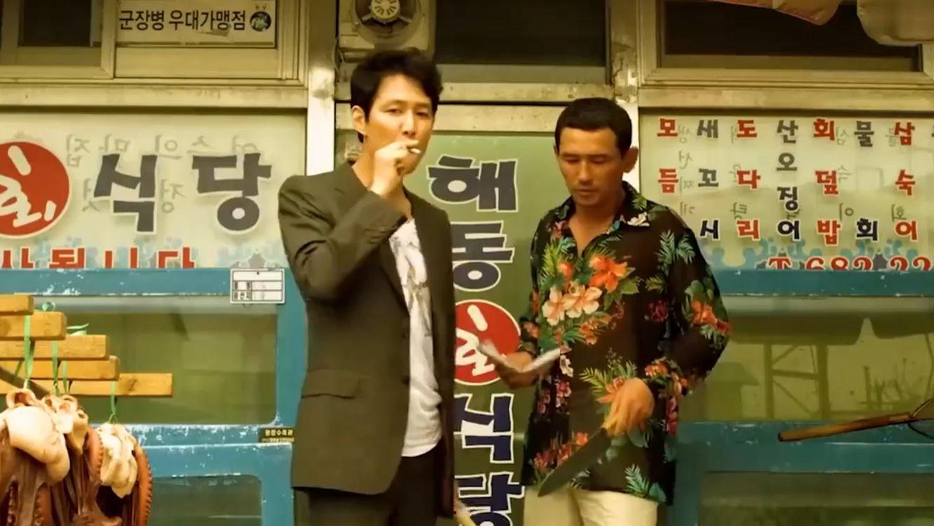 《新世界》韩版无间道，卧底变大佬。