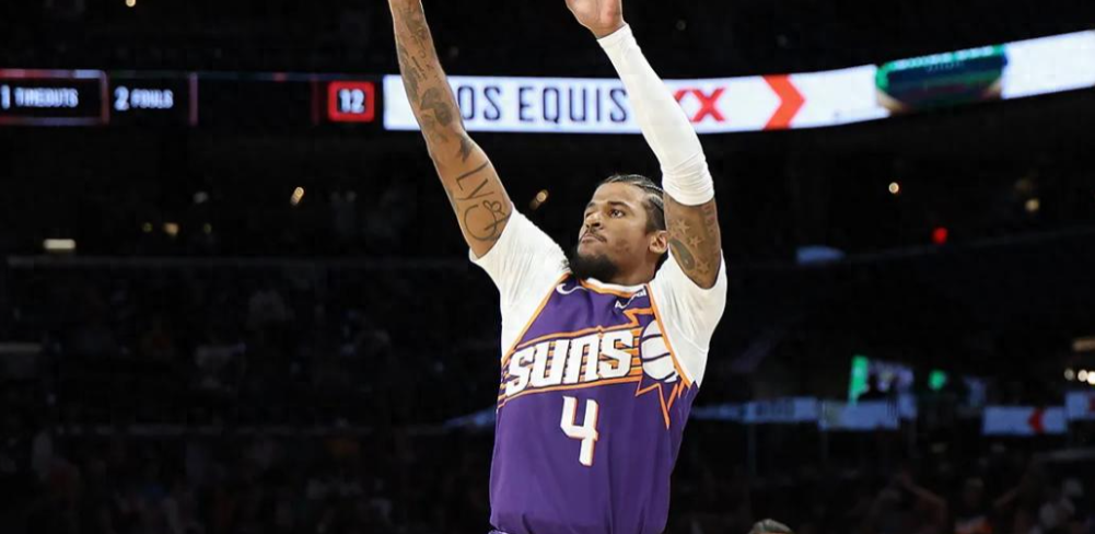 太阳主帅乔丹-奥特接受了媒体采访，期间谈到了杰伦-格林近期投篮低迷的情况。
格林