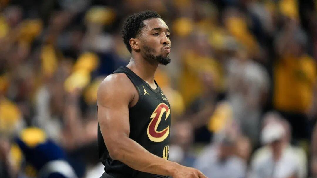 不续约就交易？米切尔骑士生涯回顾，顶薪值得吗？