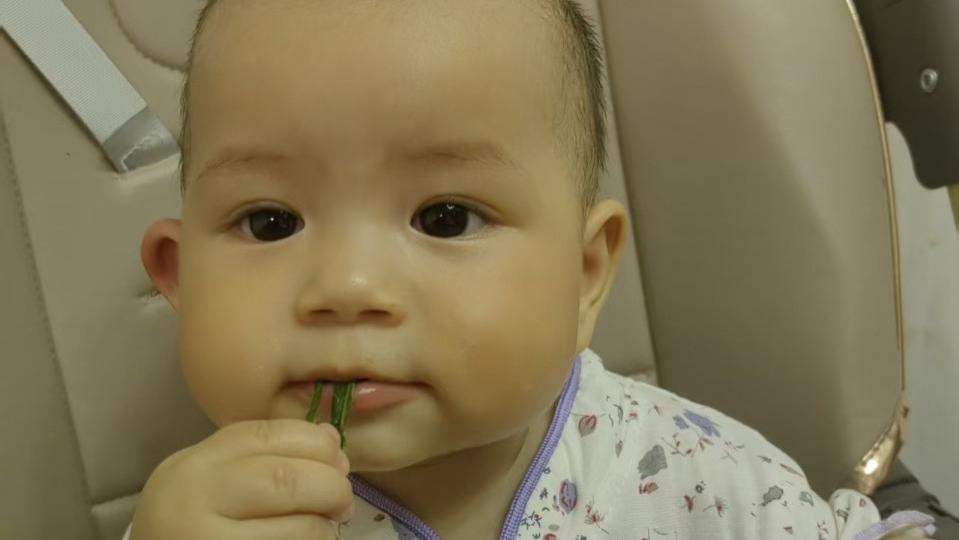 孩子打翻饭碗扔食物的那一刻，我终于忍住了没发火，结果惊喜来了