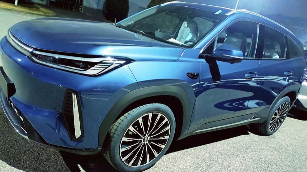 “小号M9”要来了！吉利银河M7露面，轴距近2米8，综合续航1730km