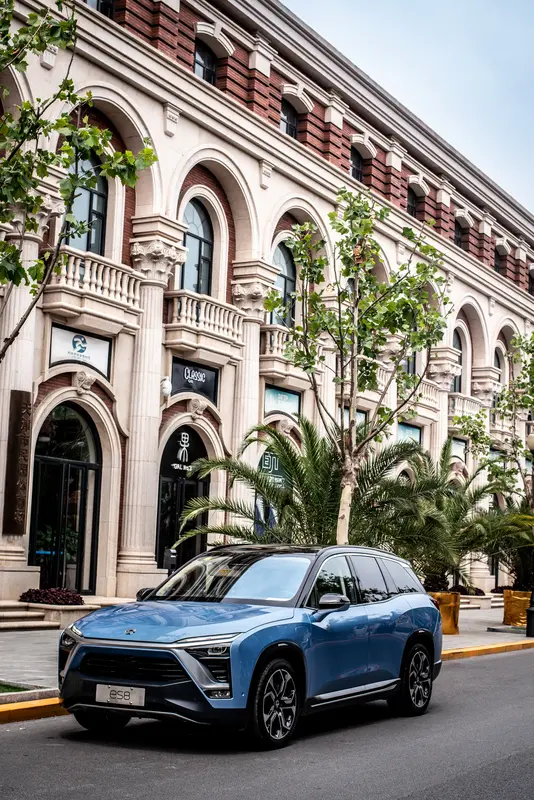 蔚来ES9全球首发，60万级旗舰SUV挑战豪华市场